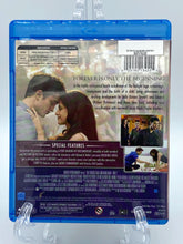 Load image into Gallery viewer, The Twilight Saga: Breaking Dawn Part 1 (Special Edition Blu-Ray)
